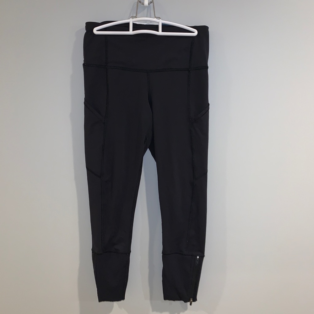 Lululemon Athletica ❗️Black Cropped Leggings